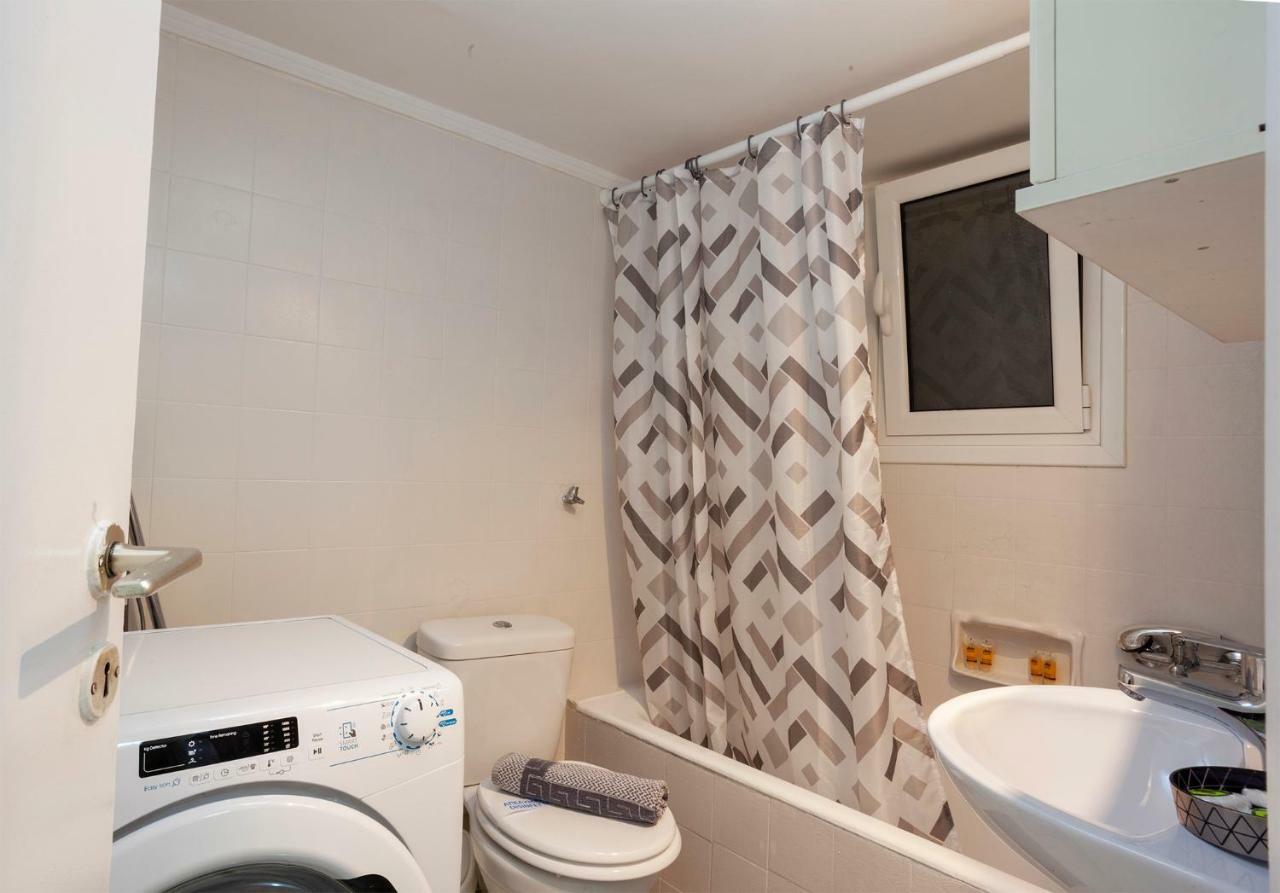 Renovated And Cool Flat In Ideal Location Apartment Athens Exterior photo